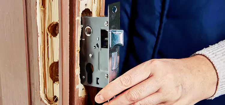 Garage Door Lock Replacement Rose Hill